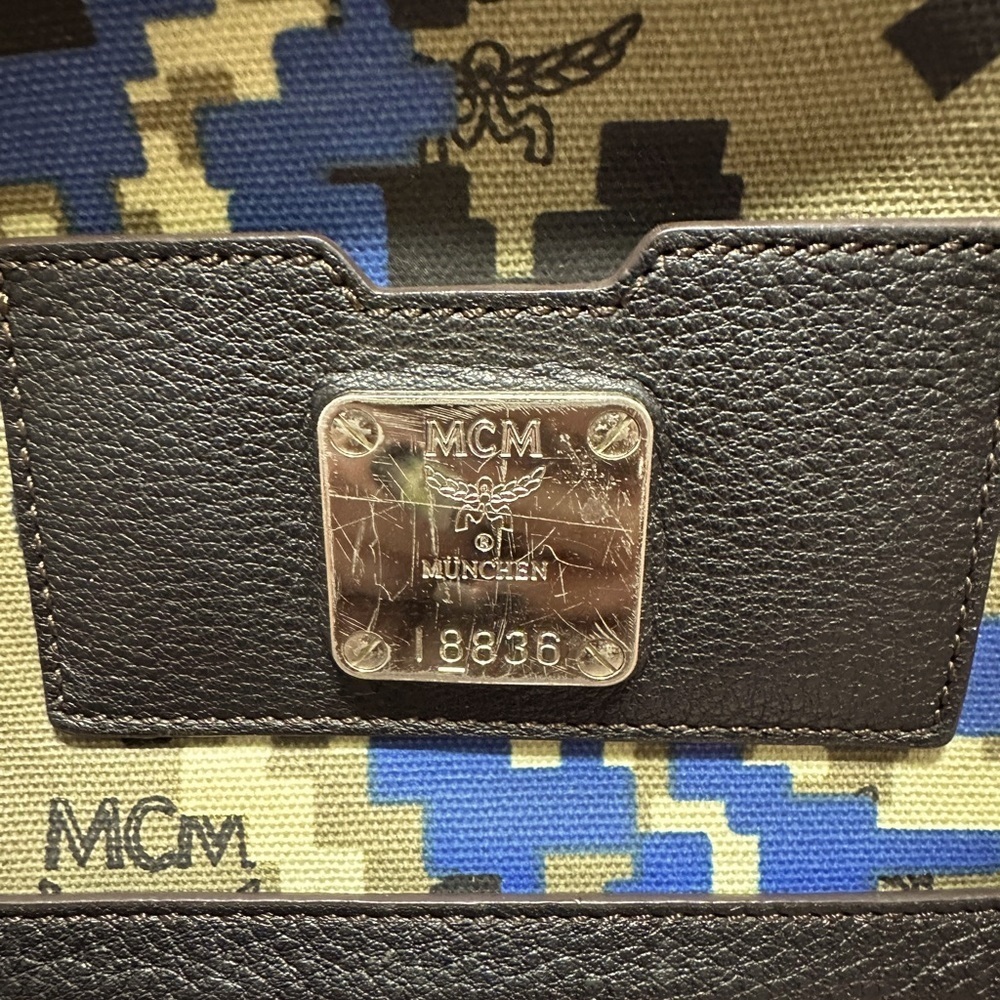 MCM 2012 Spring/Summer Camou Pop Backpack - Picture 2 of 16